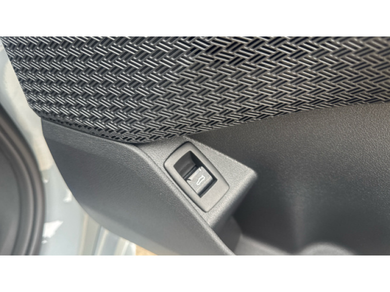 BMW iX2 150kW eDrive20 Shadow Edition 65kWh 5dr Auto Electric Hatchback